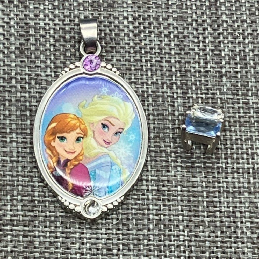 Disney Frozen II Pendant Lot As Is Elsa Anna Blue Rhinestone Silver Snowflake